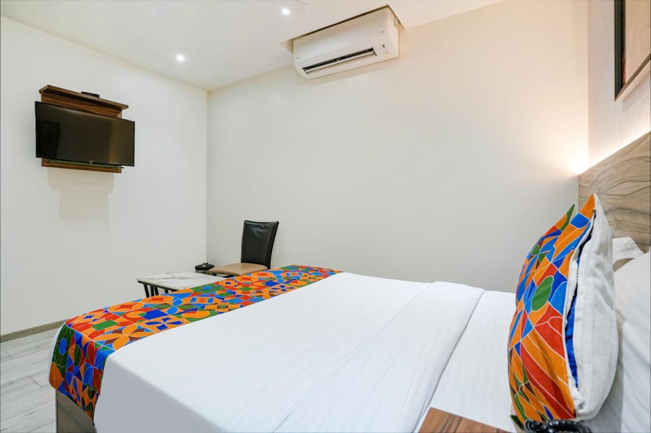 Hotel Fabexpress The Dream Residency - Nr Mumbai International Airport Esterno foto