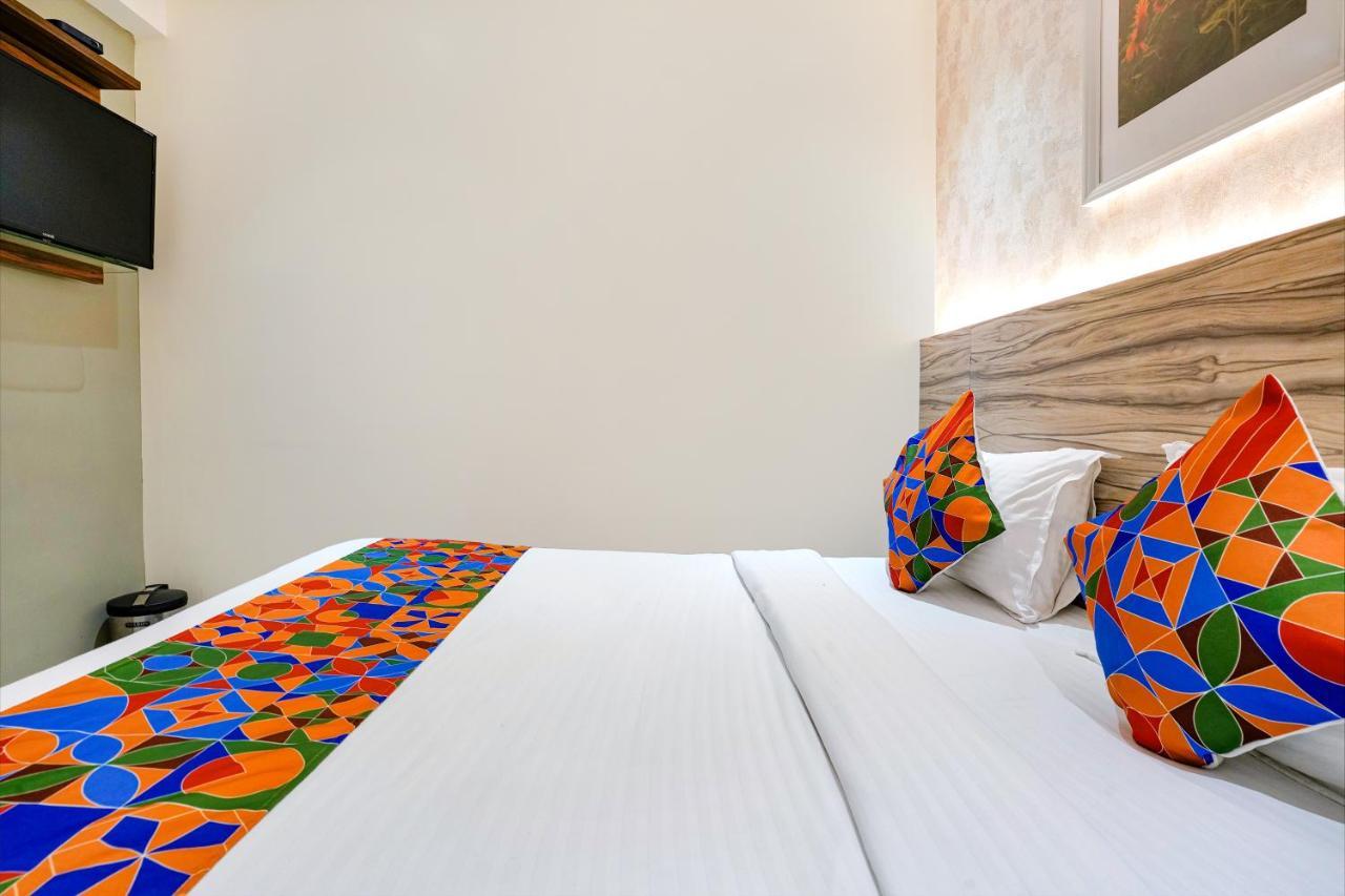 Hotel Fabexpress The Dream Residency - Nr Mumbai International Airport Esterno foto